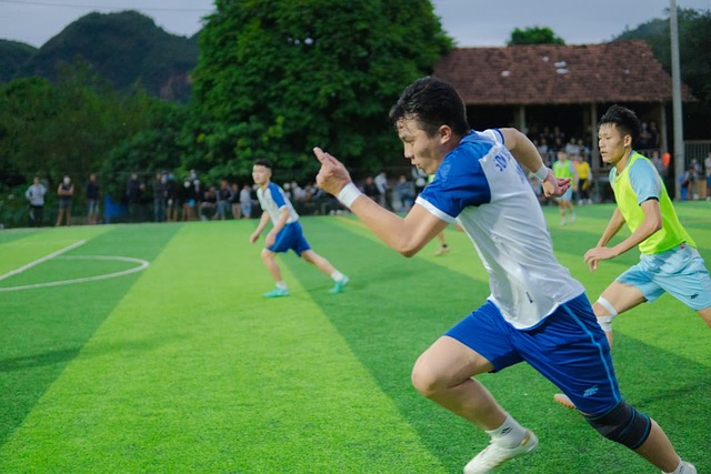 作下的二人 作下的二人