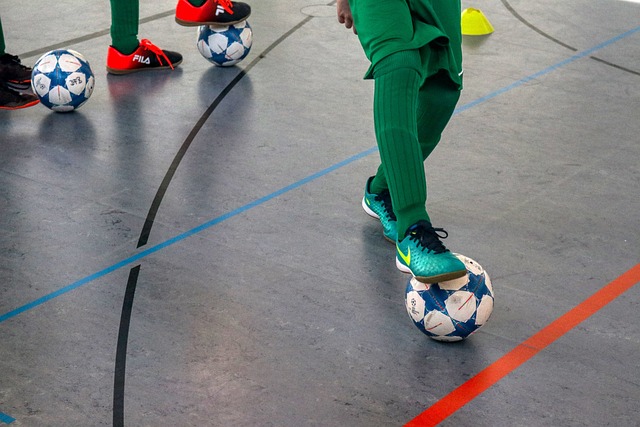 国乒公认闲散王爷，妻子却是女明星，梁靖崑上演爱情速度.